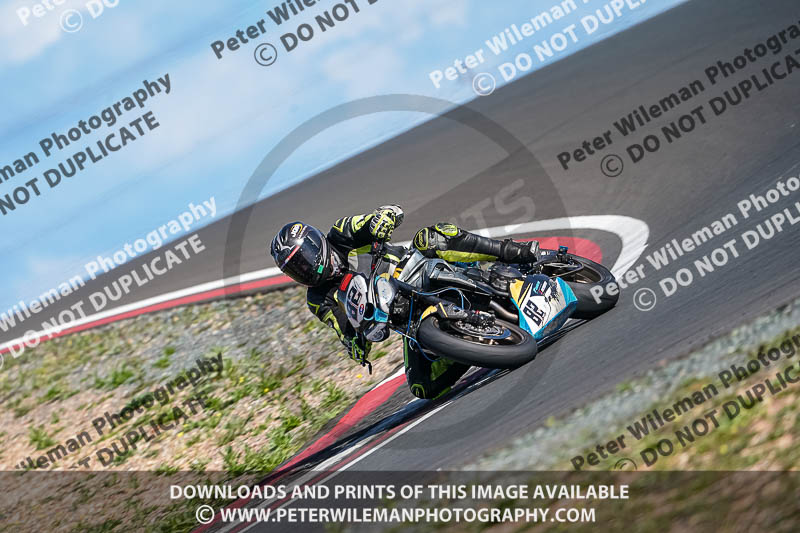 cadwell no limits trackday;cadwell park;cadwell park photographs;cadwell trackday photographs;enduro digital images;event digital images;eventdigitalimages;no limits trackdays;peter wileman photography;racing digital images;snetterton;snetterton no limits trackday;snetterton photographs;snetterton trackday photographs;trackday digital images;trackday photos